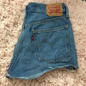 Levi’s High waisted denim shorts